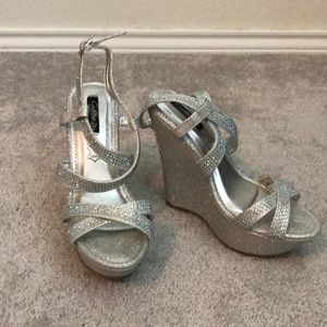 Silver wedges
